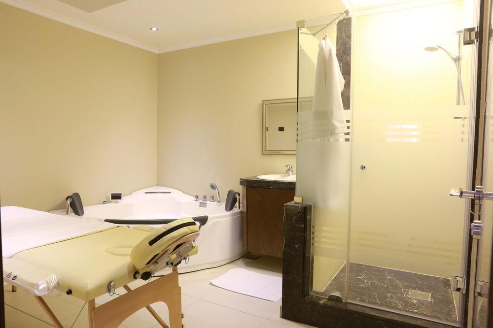 Imperial Suites Hotel Beirut Eksteriør billede